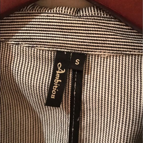 Ambition Blazer Size Small Thin Stripes - Picture 3 of 8